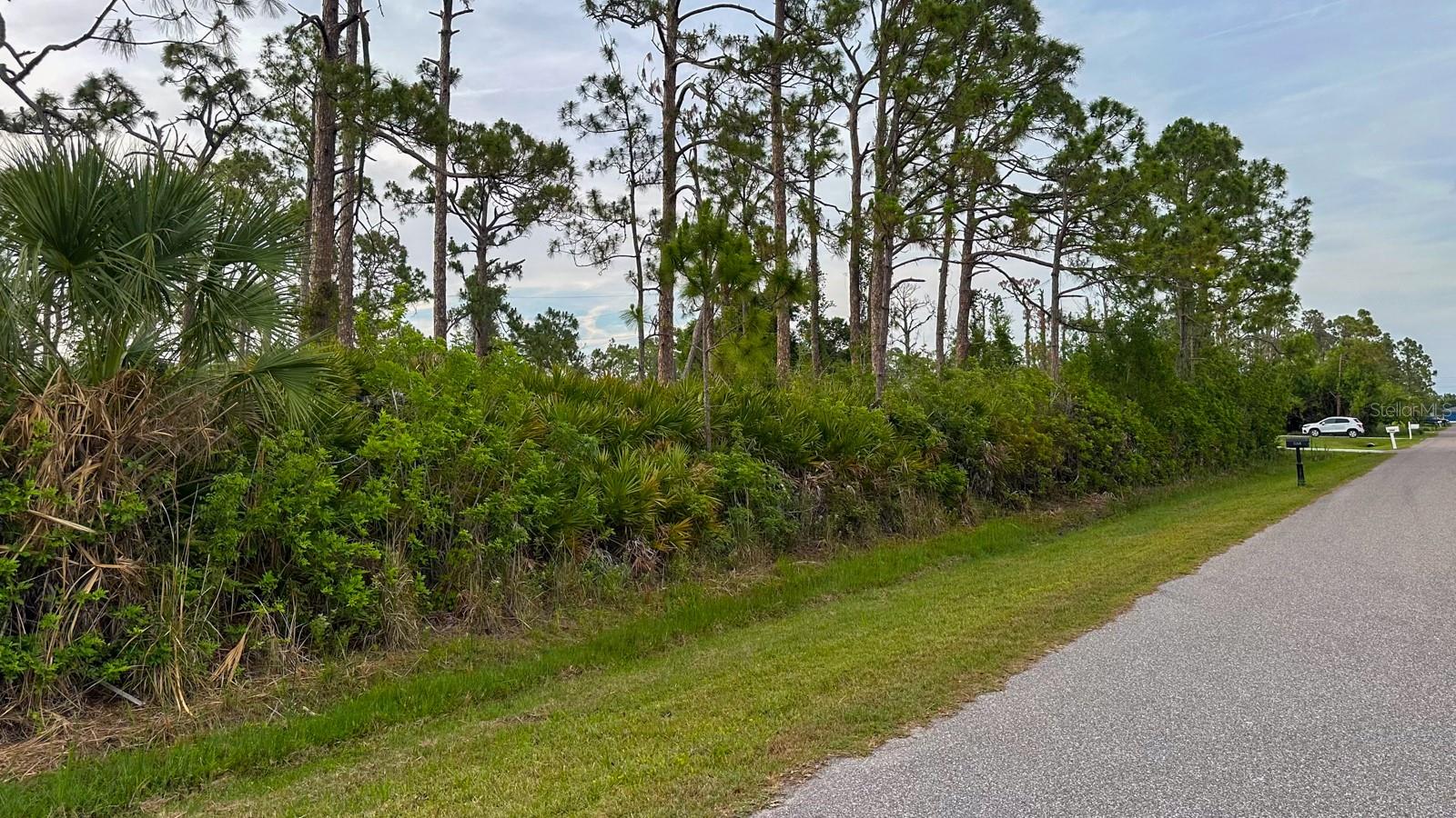 5263 ELLSWORTH TER, PORT CHARLOTTE, FL — photo 3
