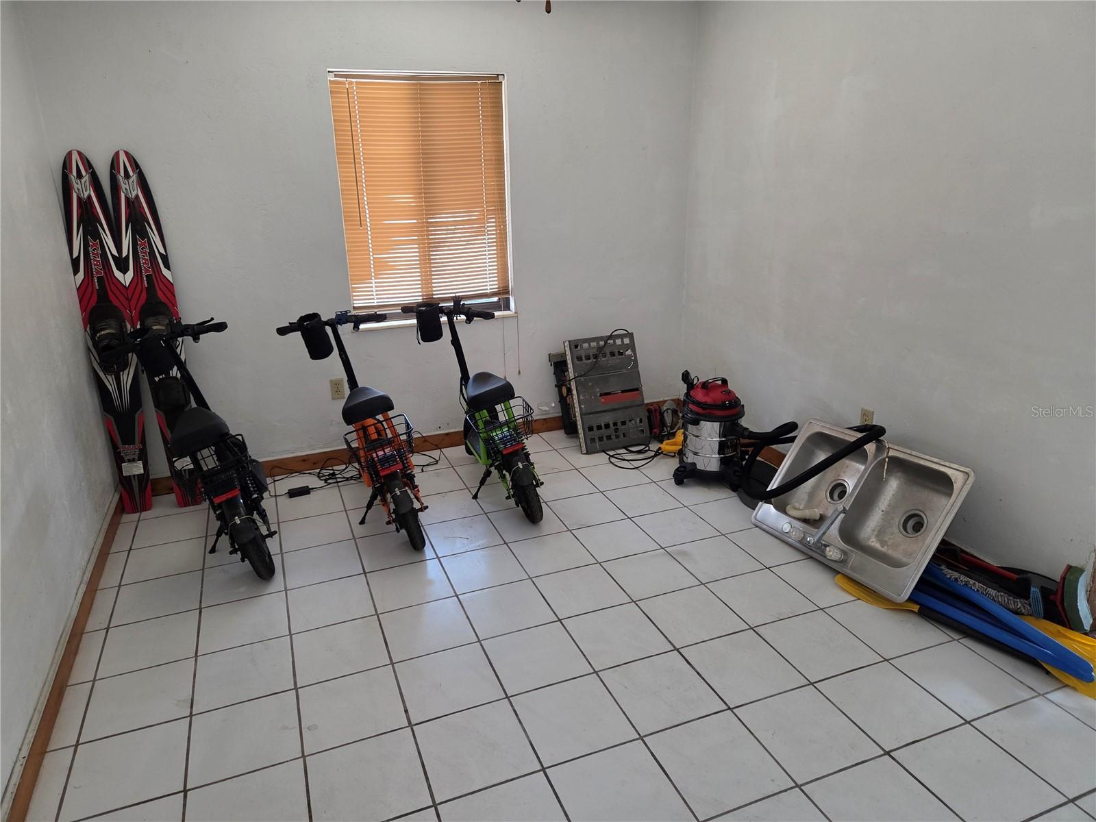 580 BAY ESPLANADE, CLEARWATER BEACH, FL — photo 7