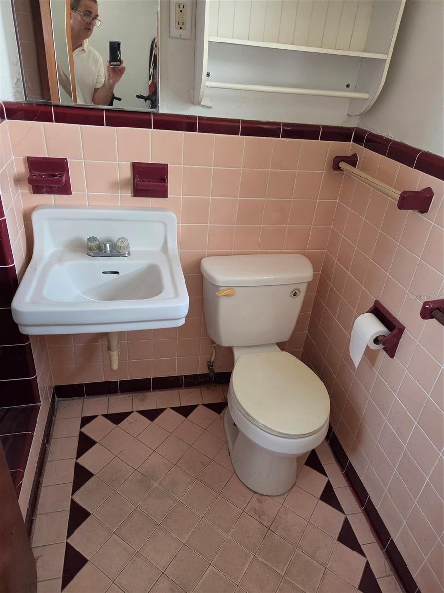 580 BAY ESPLANADE, CLEARWATER BEACH, FL — photo 13