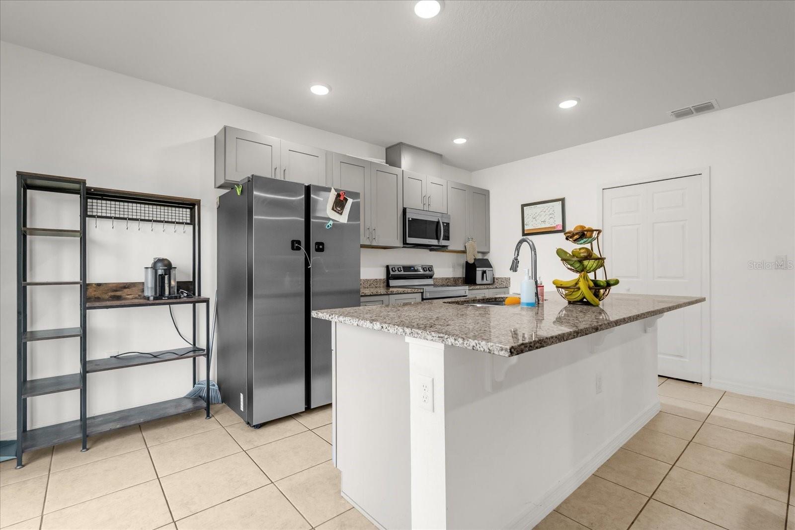 123 ZINNIA LN W, POINCIANA, FL — photo 6
