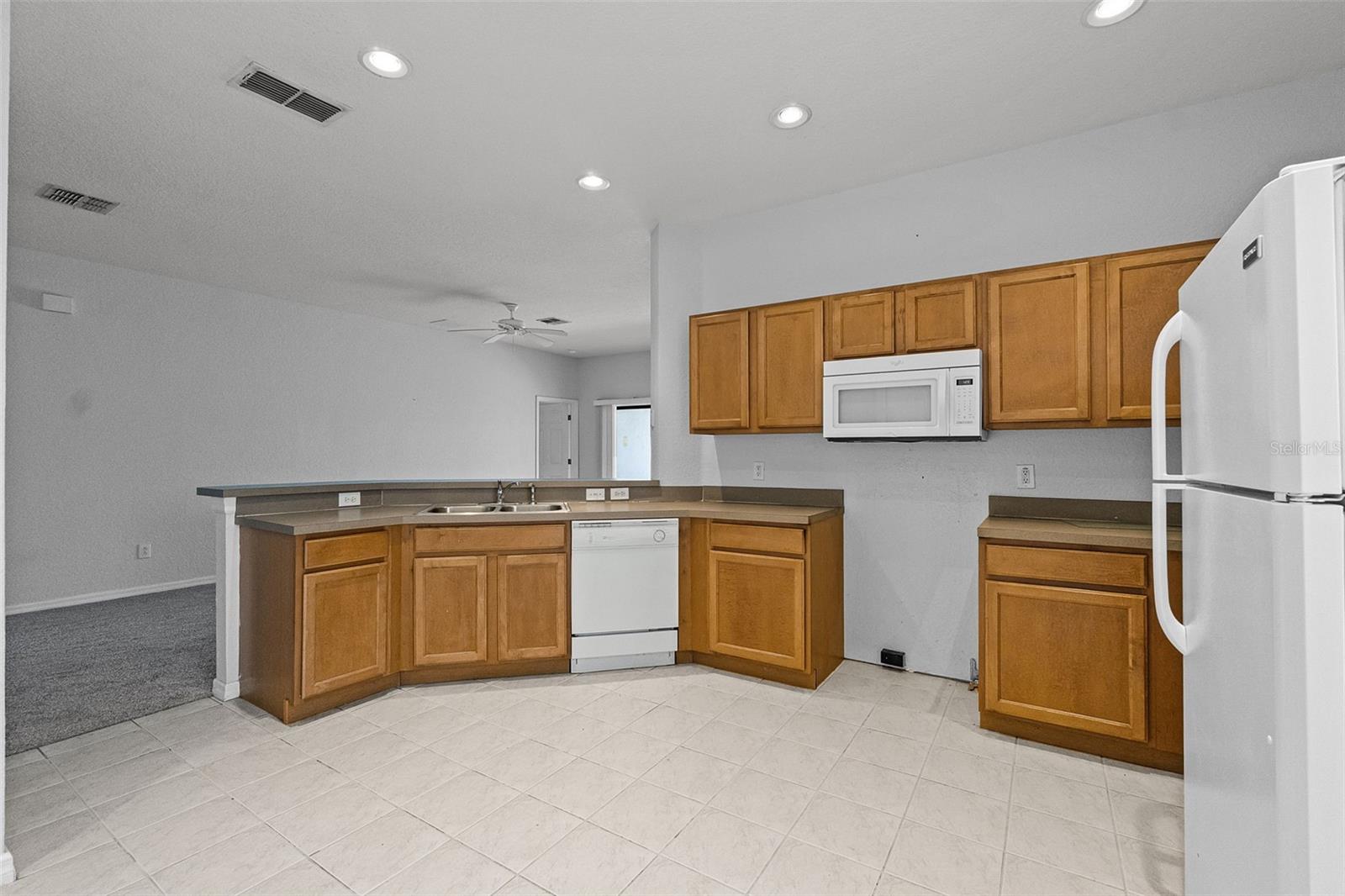 16614 LAZY BREEZE LOOP, CLERMONT, FL — photo 22