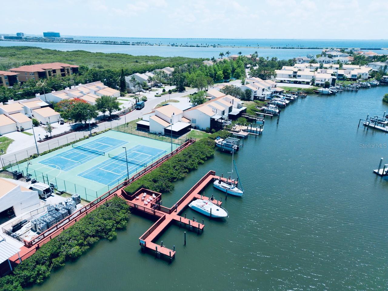4360 OUTRIGGER LN, TAMPA, FL — photo 47