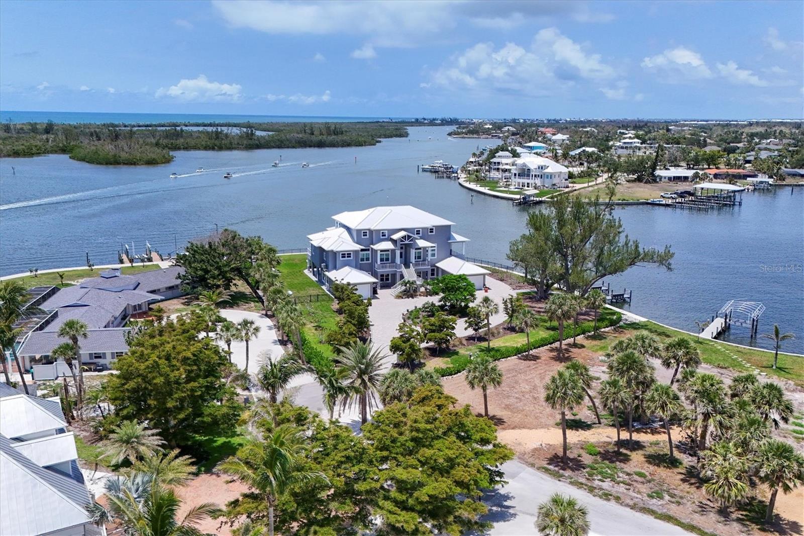 565 GREEN DOLPHIN DR S, PLACIDA, FL — photo 7