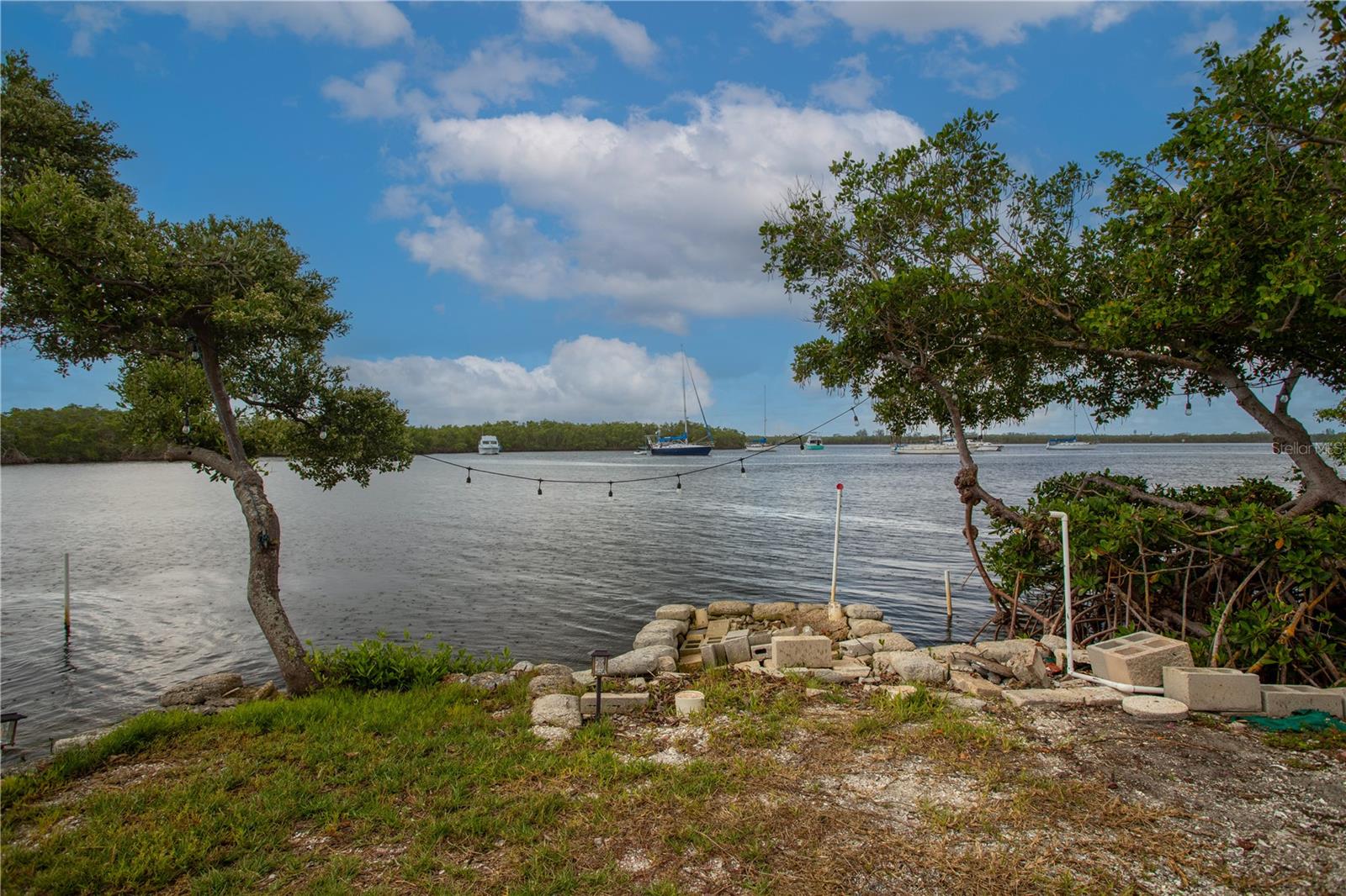 3312 W SHELL POINT RD, RUSKIN, FL