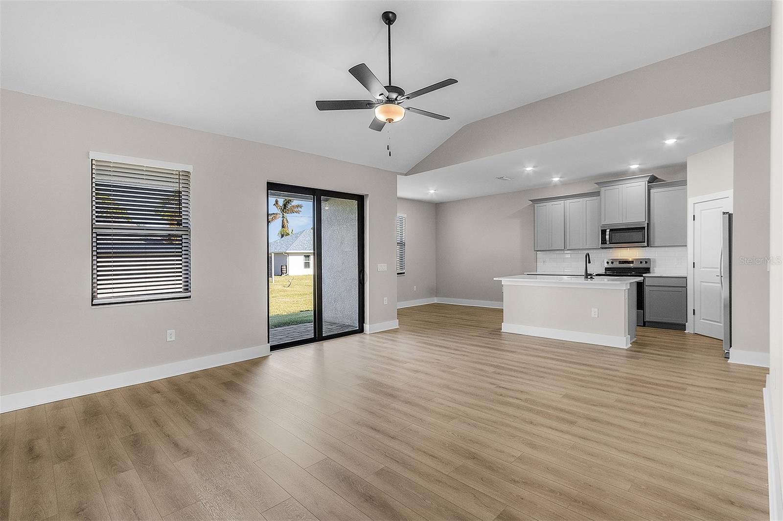 2426 HIERS RD, DOVER, FL — photo 4
