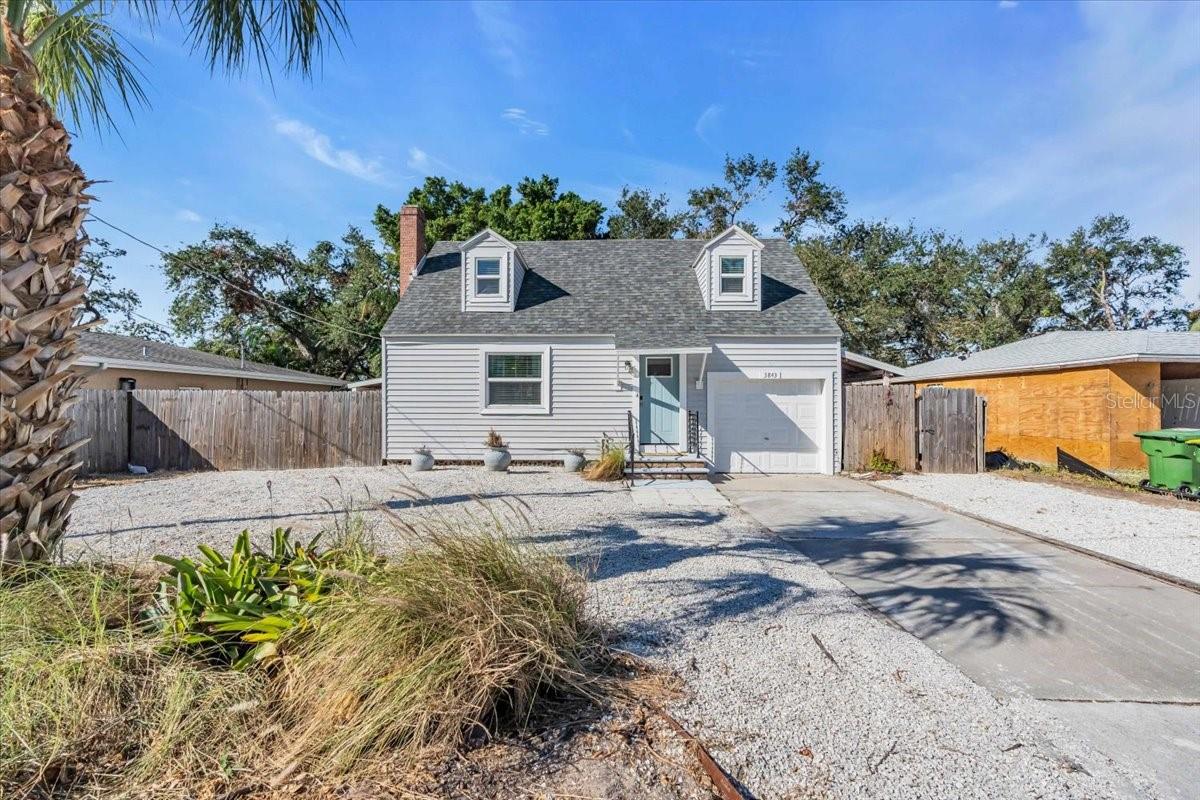 3843 CHAPEL DR, SARASOTA, FL — photo 2