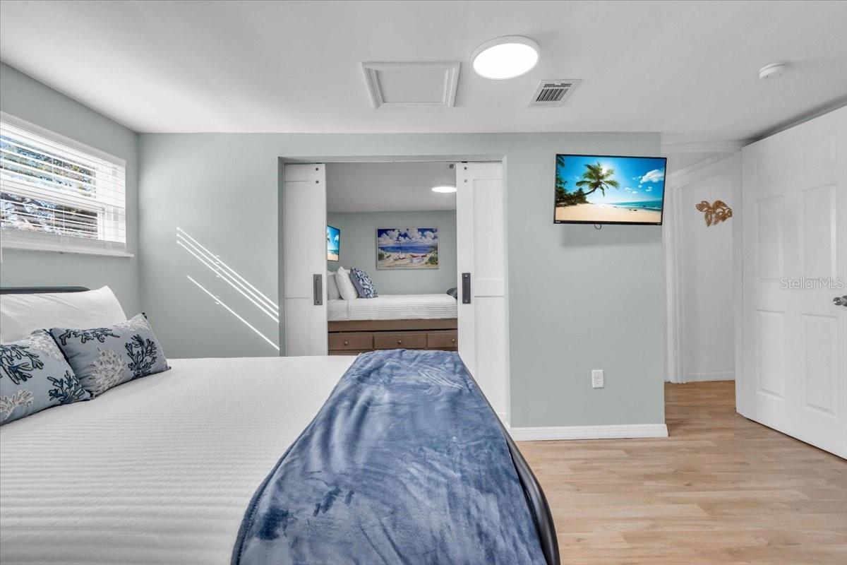 3843 CHAPEL DR, SARASOTA, FL — photo 5