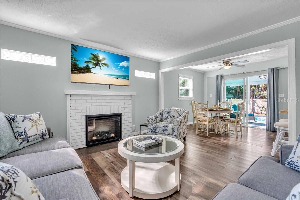 3843 CHAPEL DR, SARASOTA, FL — photo 7