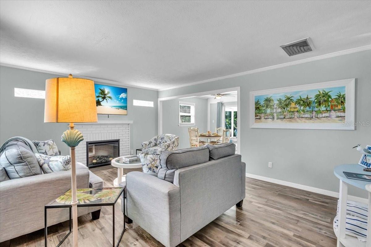 3843 CHAPEL DR, SARASOTA, FL — photo 11