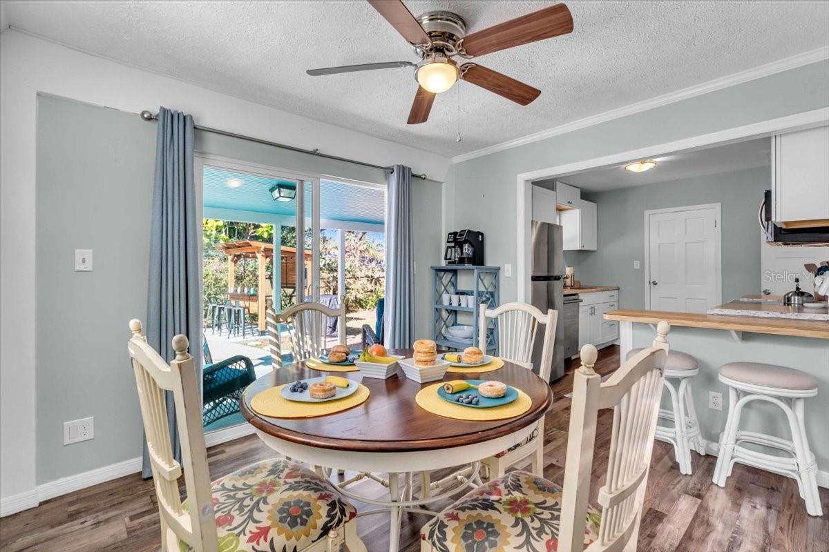 3843 CHAPEL DR, SARASOTA, FL — photo 13