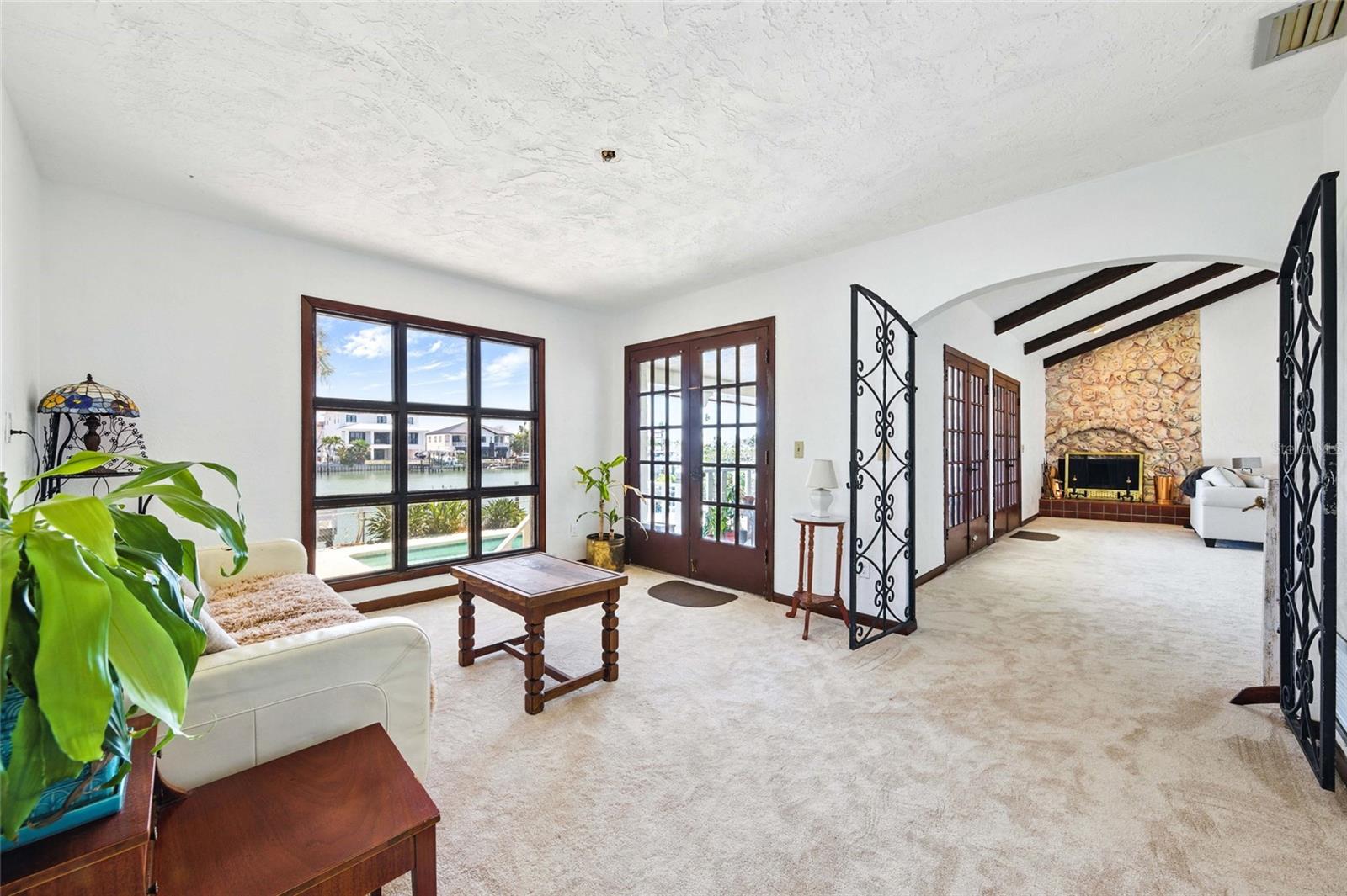 11285 8TH ST E, TREASURE ISLAND, FL — photo 14