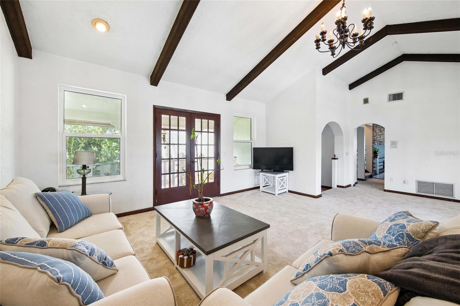 11285 8TH ST E, TREASURE ISLAND, FL — photo 22