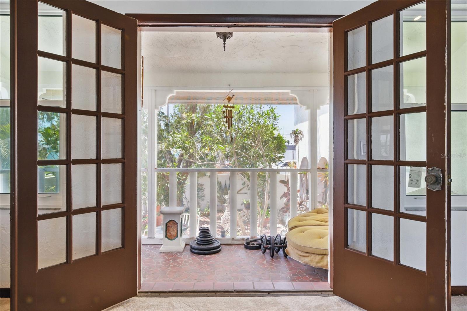 11285 8TH ST E, TREASURE ISLAND, FL — photo 23