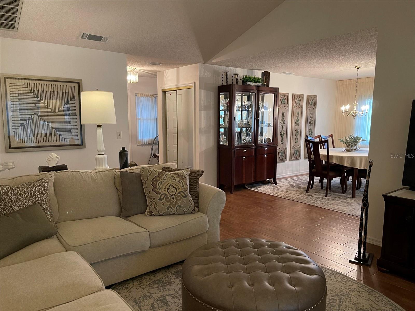 420 S BROCKFIELD DR, SUN CITY CENTER, FL — photo 3