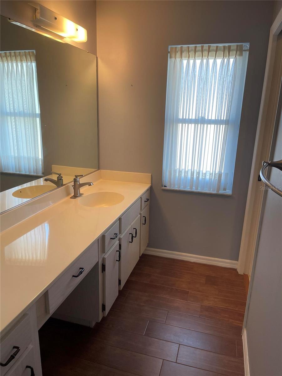 420 S BROCKFIELD DR, SUN CITY CENTER, FL — photo 13