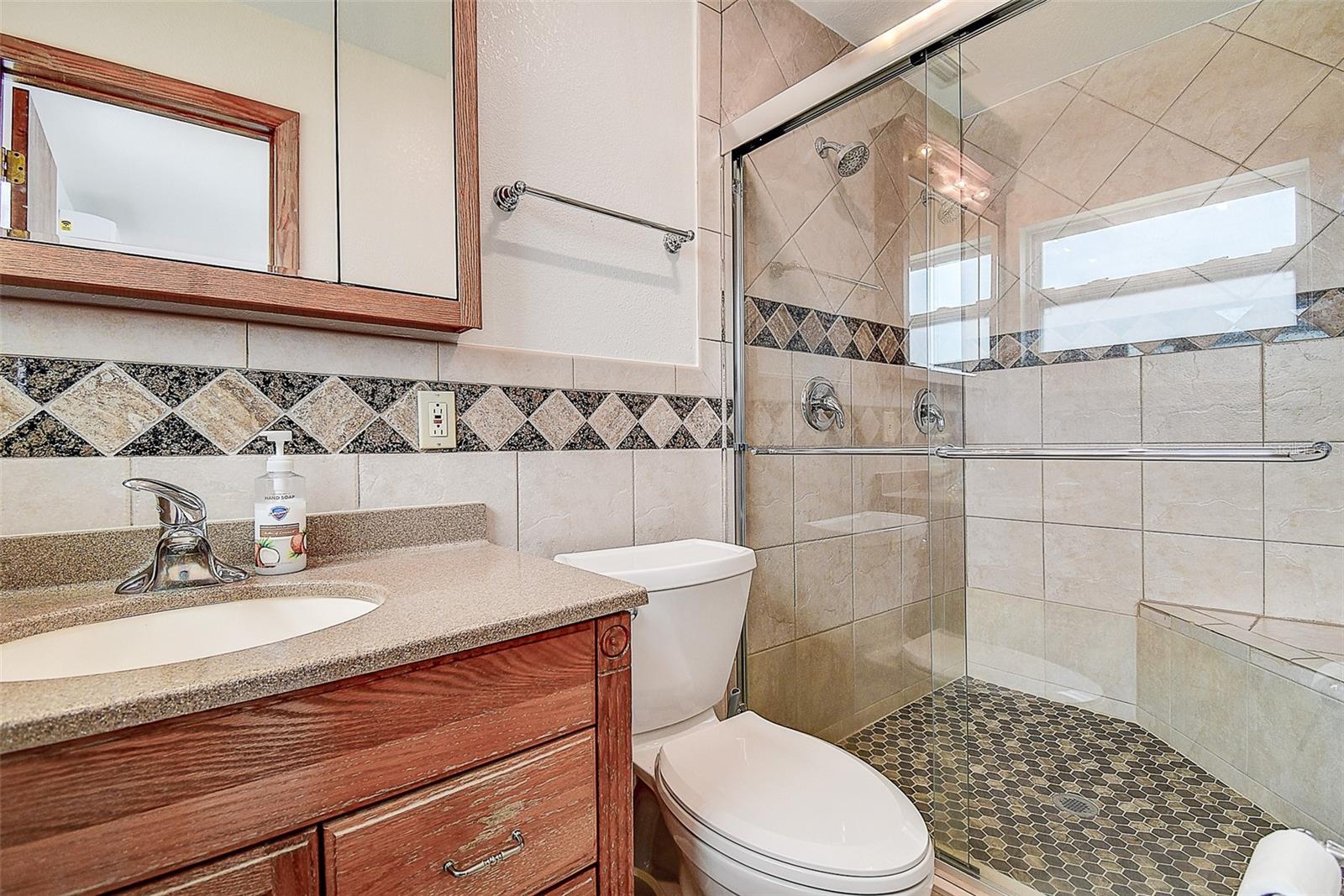 5672 62ND WAY N, ST PETERSBURG, FL — photo 25