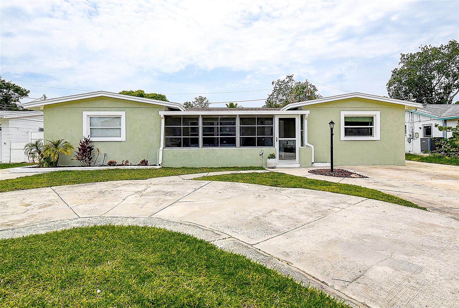 5672 62ND WAY N, ST PETERSBURG, FL — photo 33