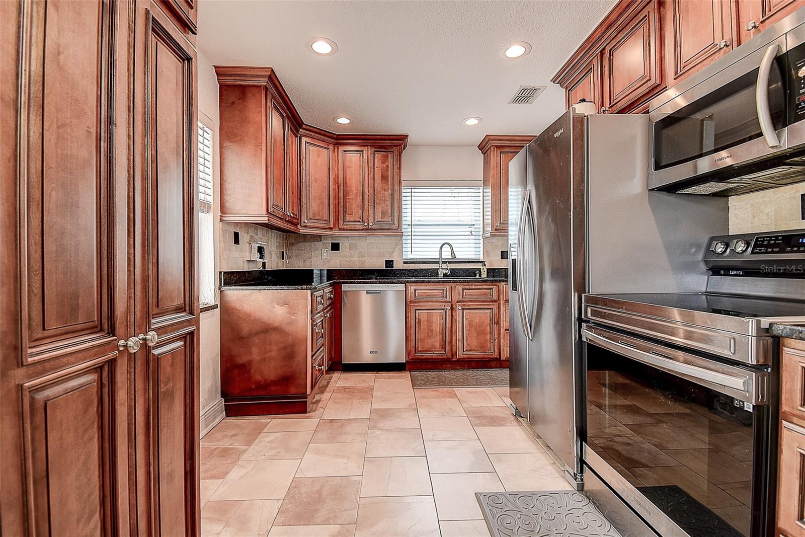 5672 62ND WAY N, ST PETERSBURG, FL — photo 17