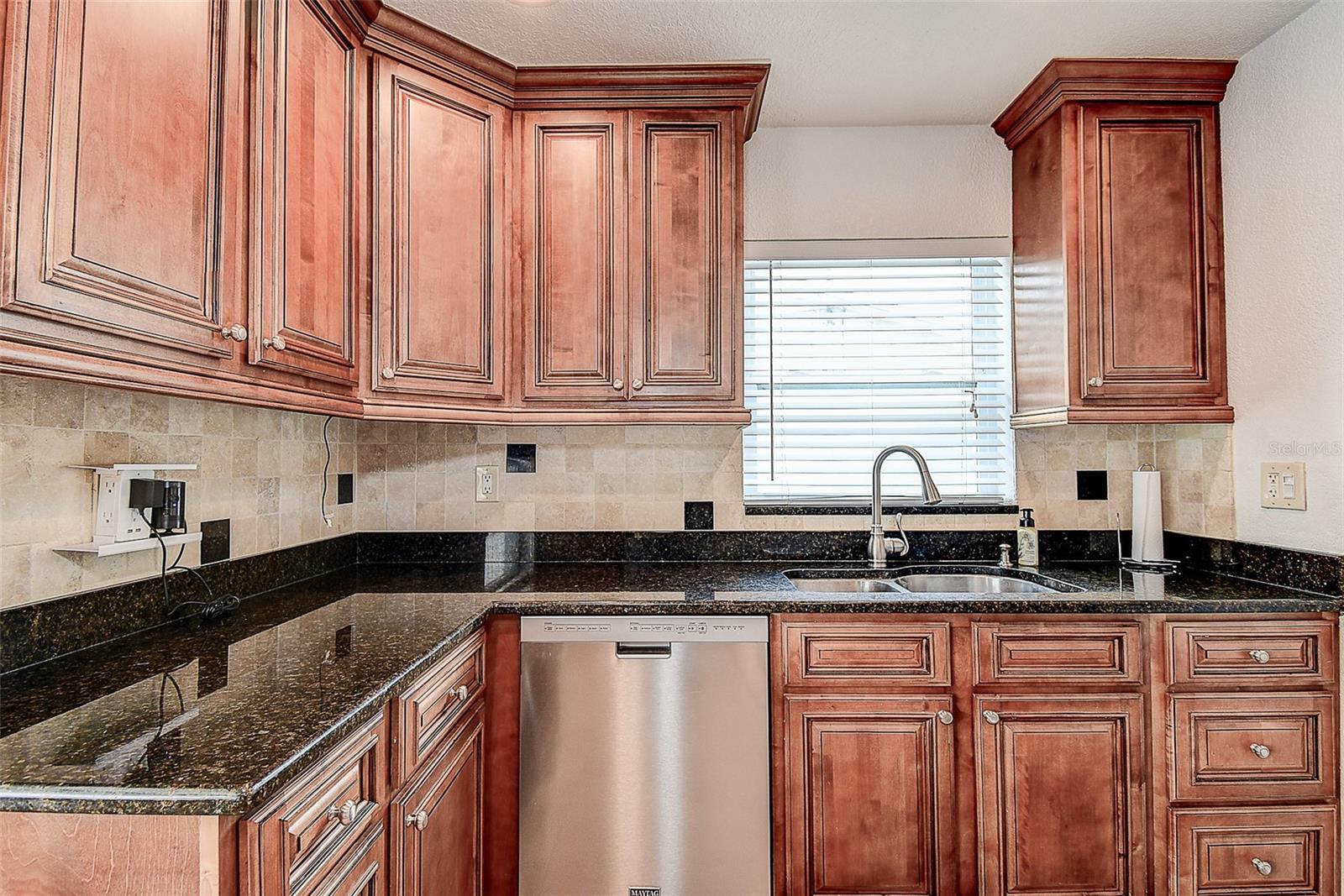 5672 62ND WAY N, ST PETERSBURG, FL — photo 20