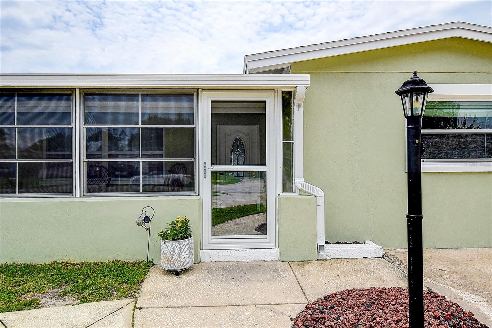 5672 62ND WAY N, ST PETERSBURG, FL — photo 35