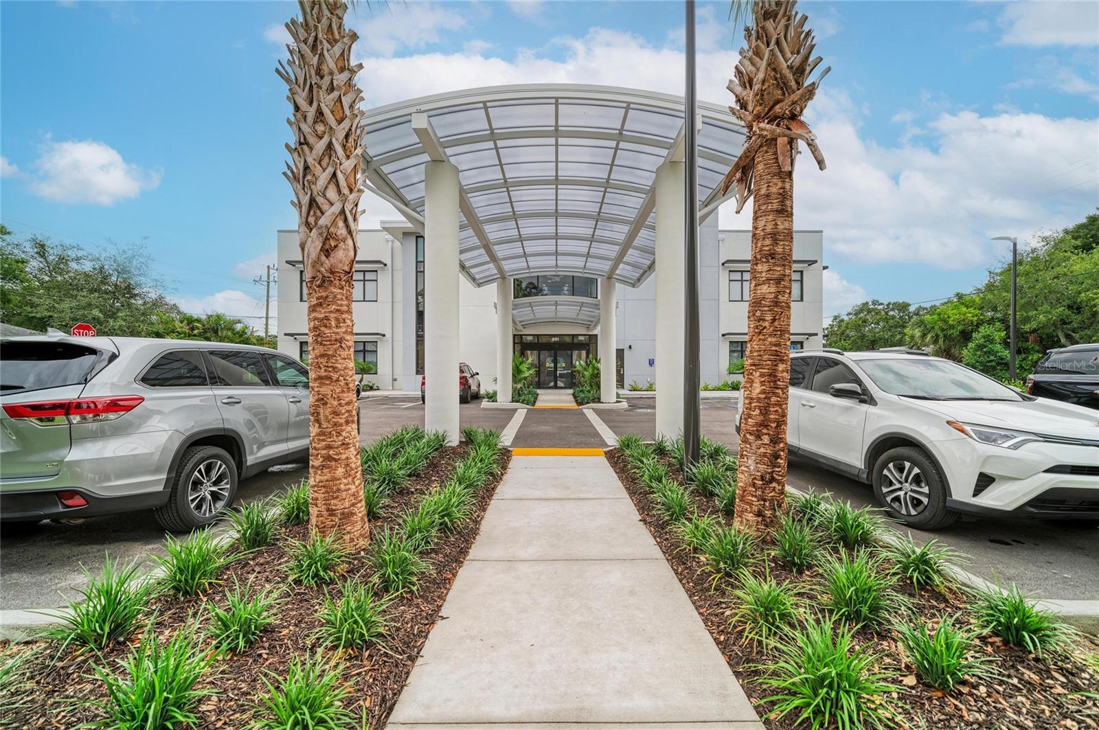 201 5TH AVENUE DR E, BRADENTON, FL — photo 4