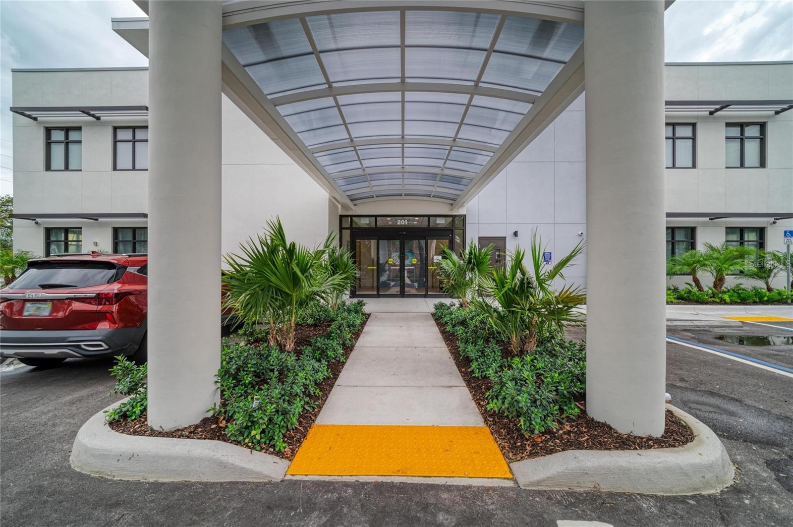 201 5TH AVENUE DR E, BRADENTON, FL — photo 5