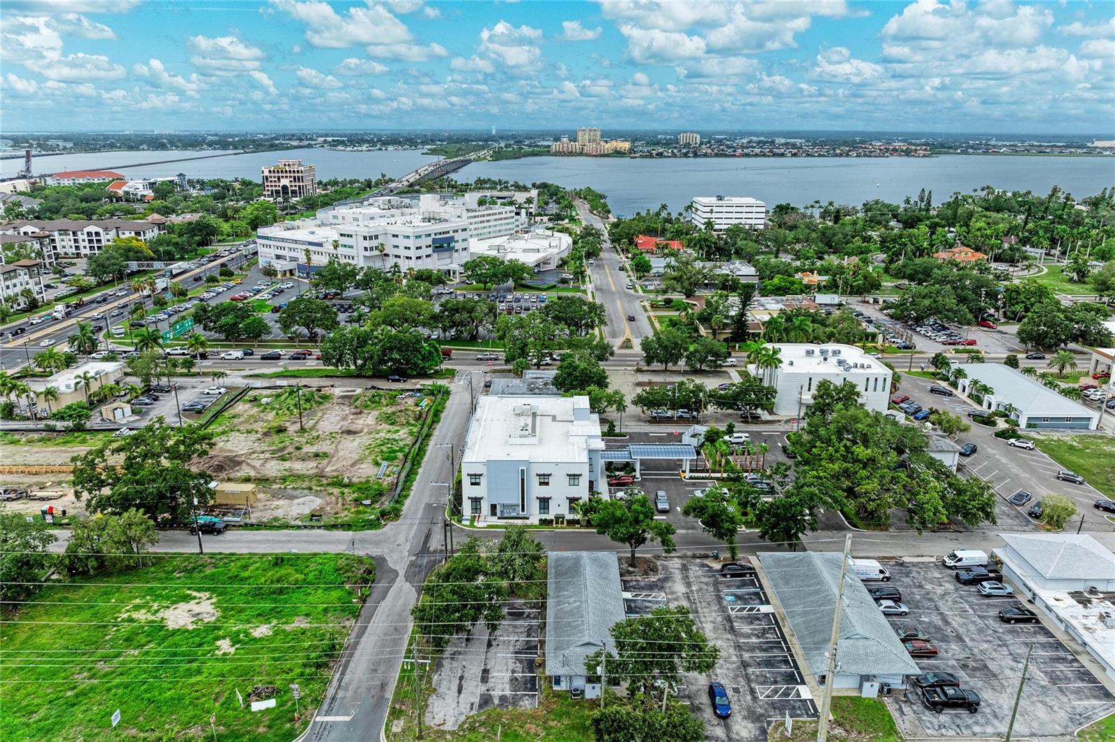 201 5TH AVENUE DR E, BRADENTON, FL — photo 40