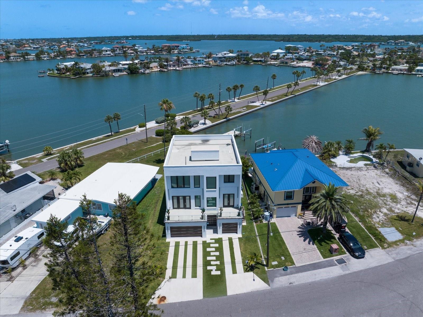 16047 REDINGTON DR, REDINGTON BEACH, FL — photo 3