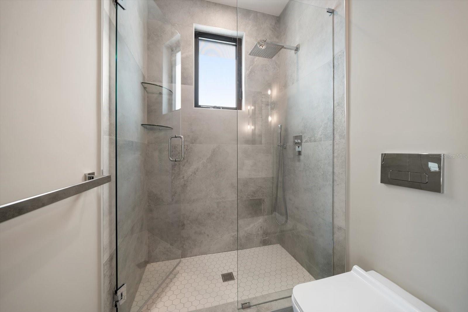 16047 REDINGTON DR, REDINGTON BEACH, FL — photo 60