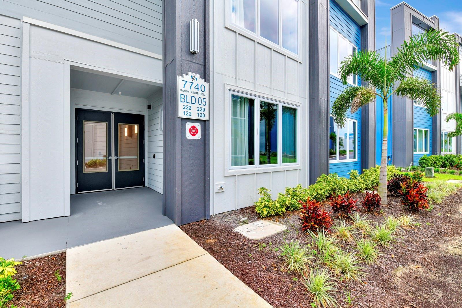 7740 SANDY RIDGE DR #220, REUNION, FL