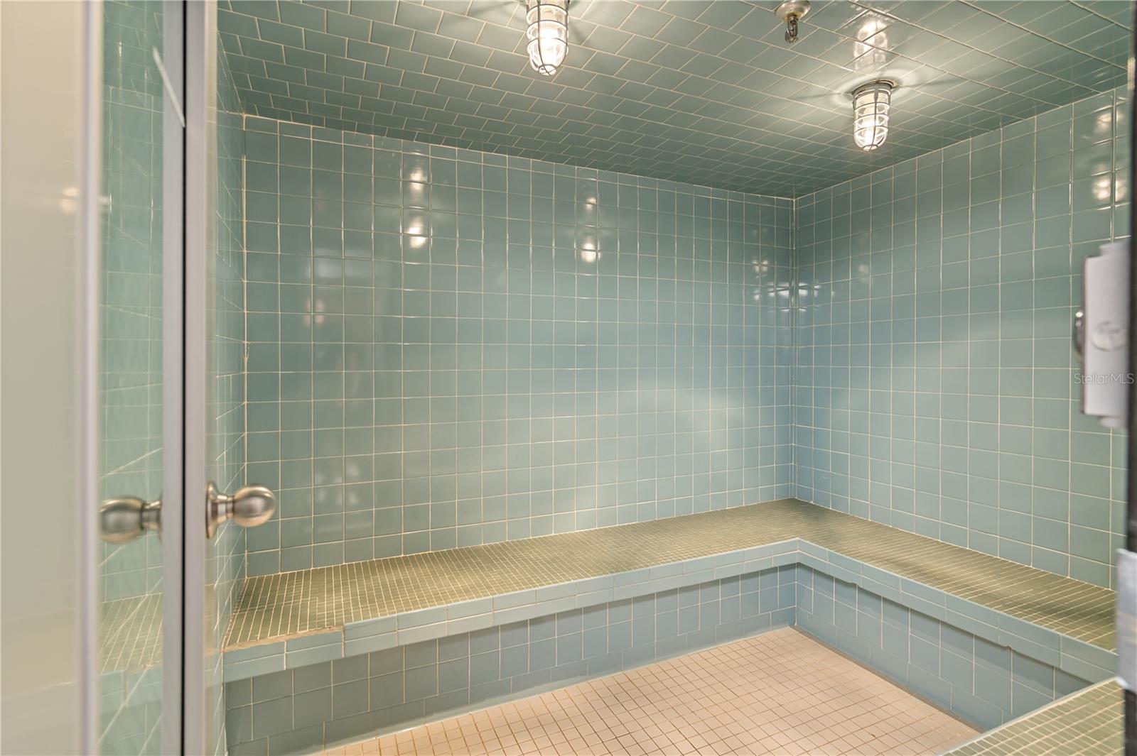 400 E COLONIAL DR #207, ORLANDO, FL — photo 31