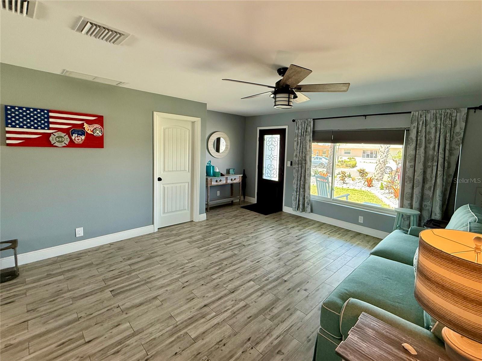 12300 4TH ST E, TREASURE ISLAND, FL — photo 12