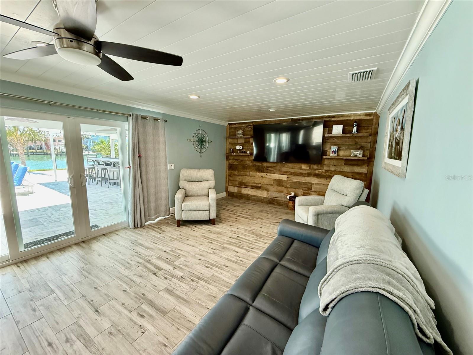 12300 4TH ST E, TREASURE ISLAND, FL — photo 34