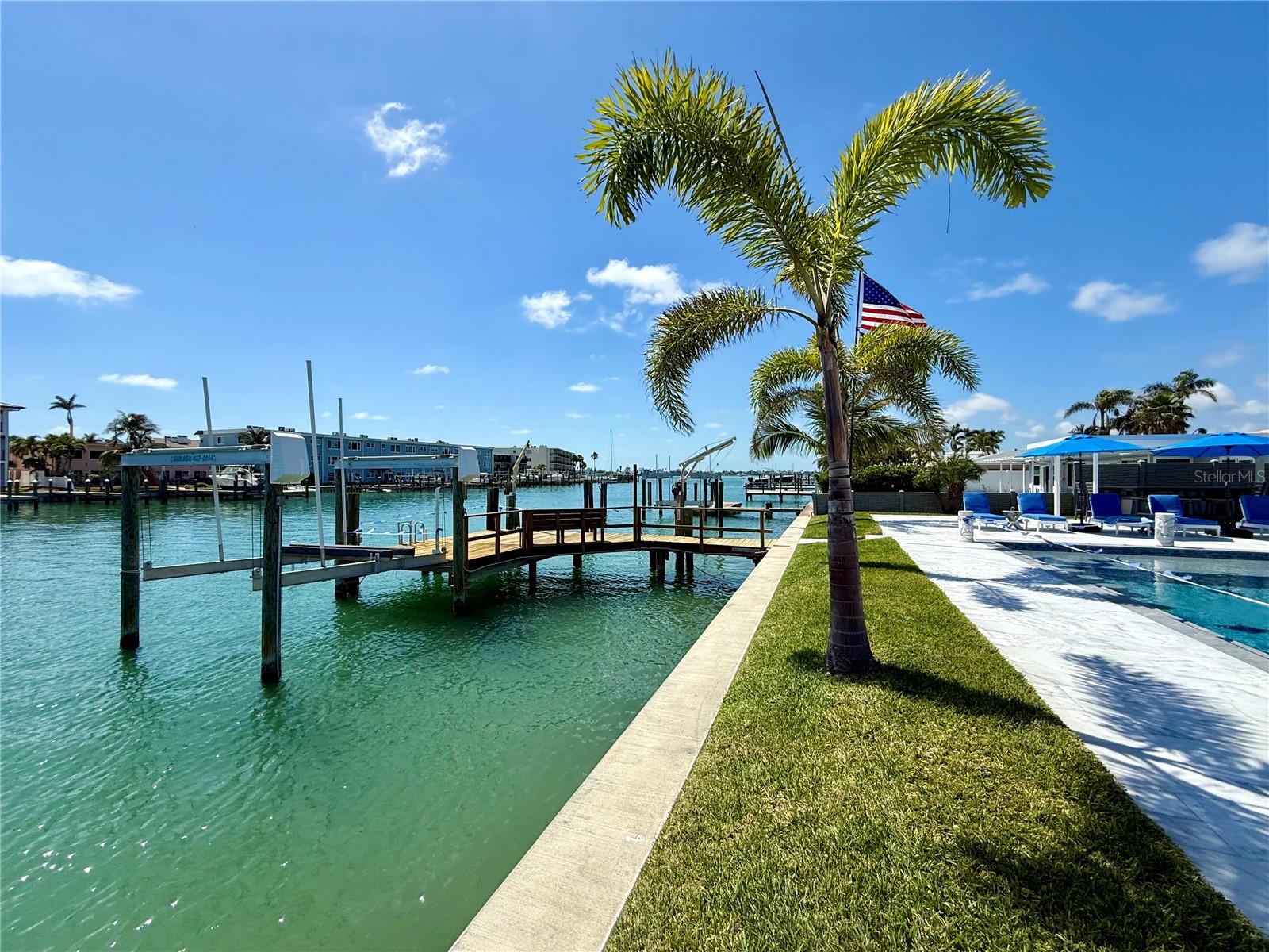 12300 4TH ST E, TREASURE ISLAND, FL — photo 76