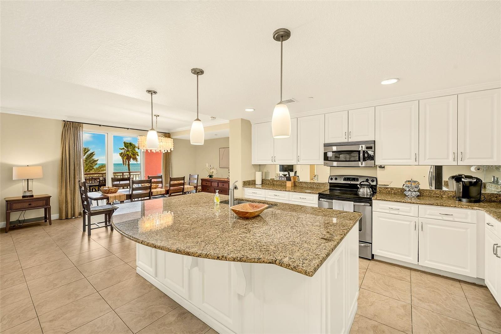 301 S GULFVIEW BLVD #301, CLEARWATER BEACH, FL — photo 17