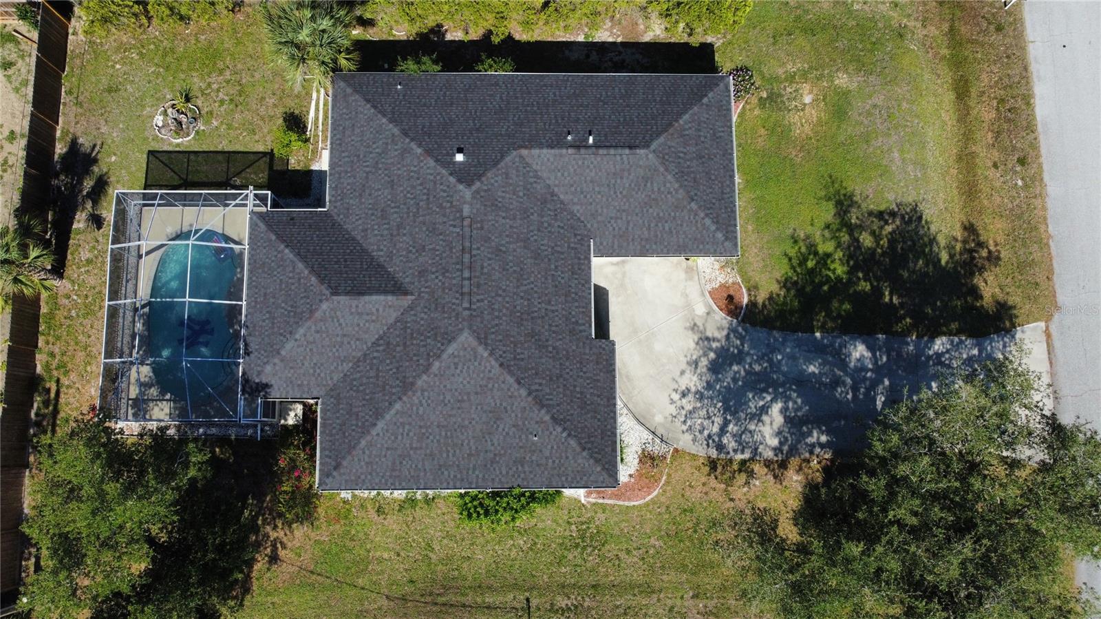 21498 BEAVERTON AVE, PORT CHARLOTTE, FL — photo 2