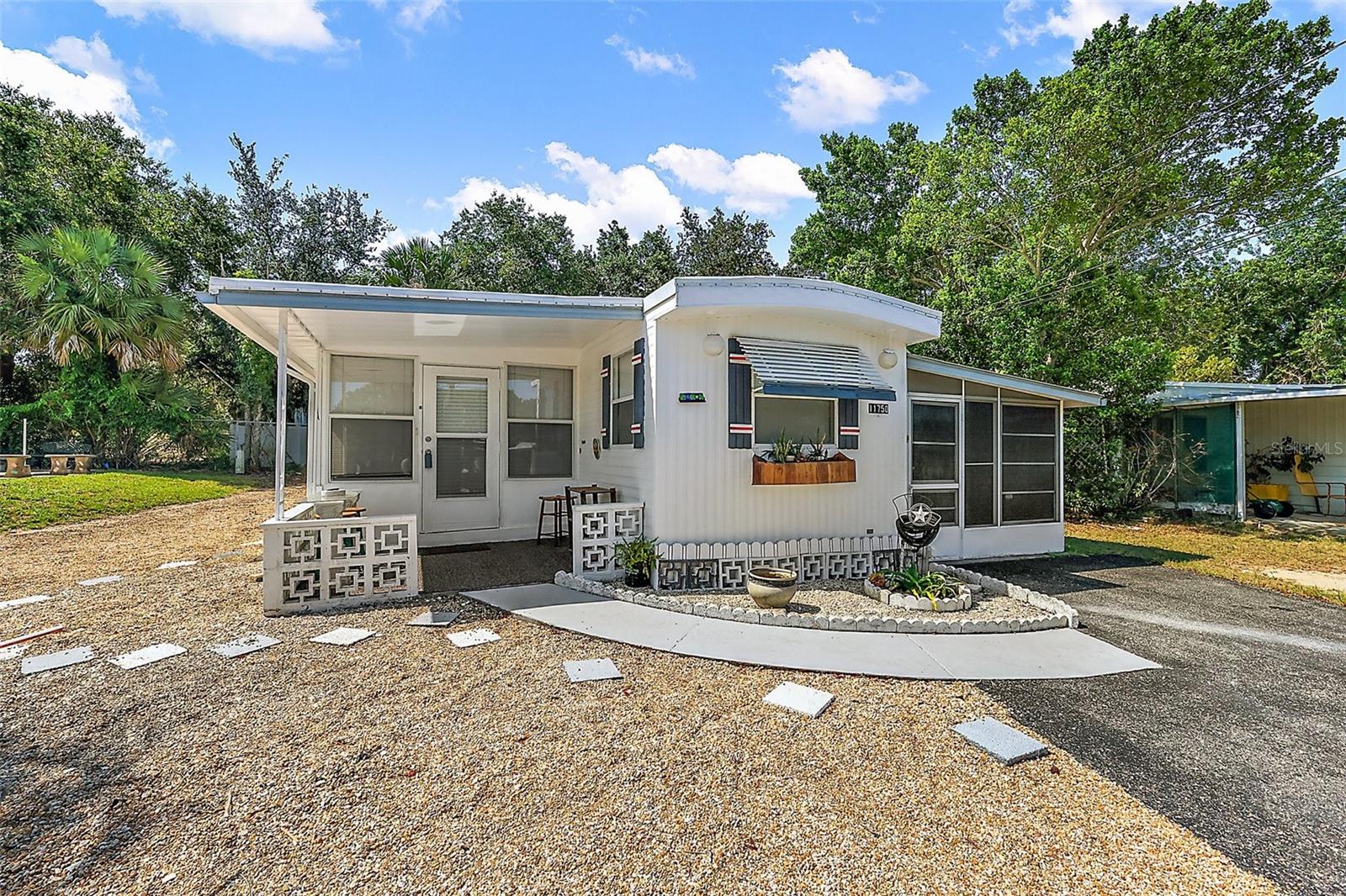 11750 HICKORY LN, TAVARES, FL — photo 2