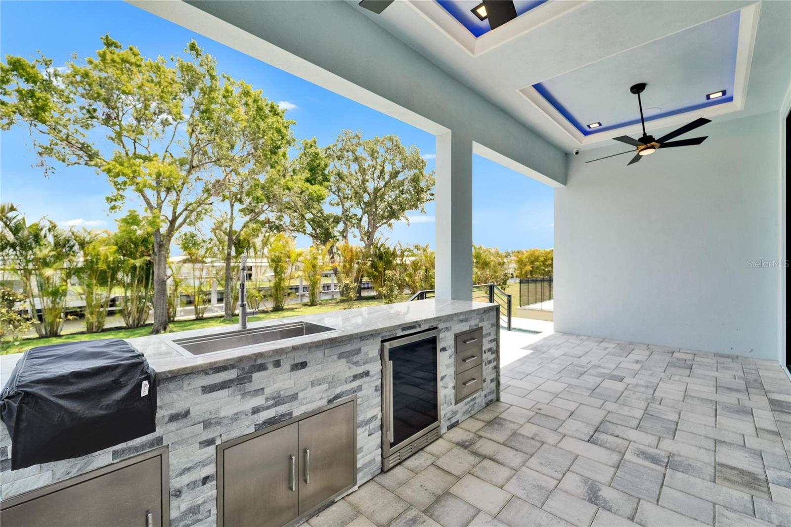 6530 SIMONE SHORES CIR, APOLLO BEACH, FL — photo 6