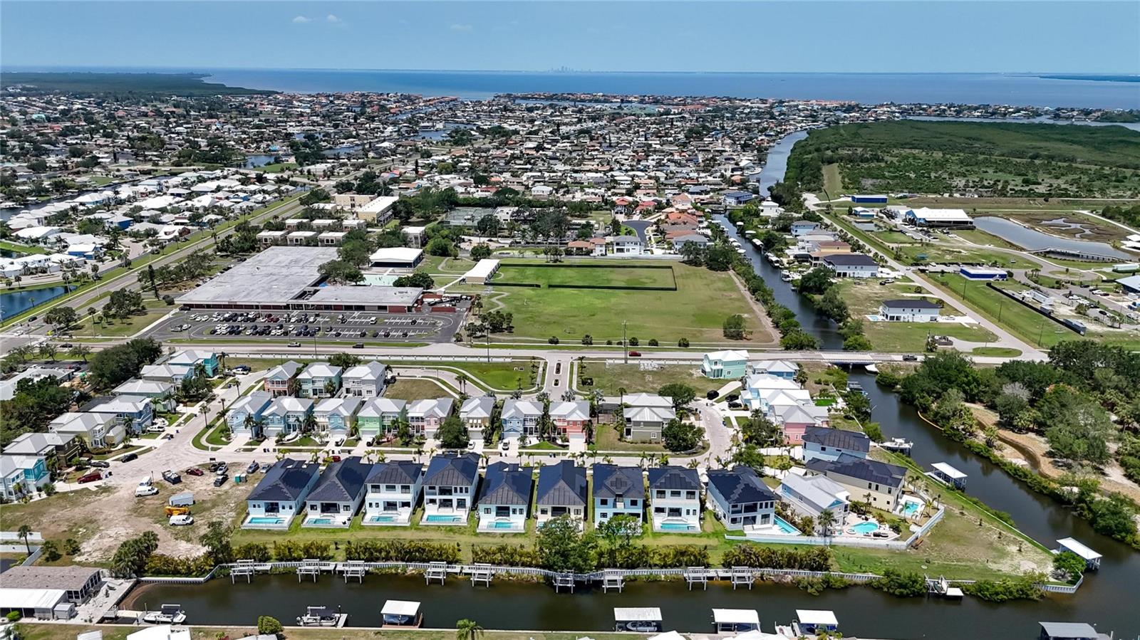 6530 SIMONE SHORES CIR, APOLLO BEACH, FL — photo 5