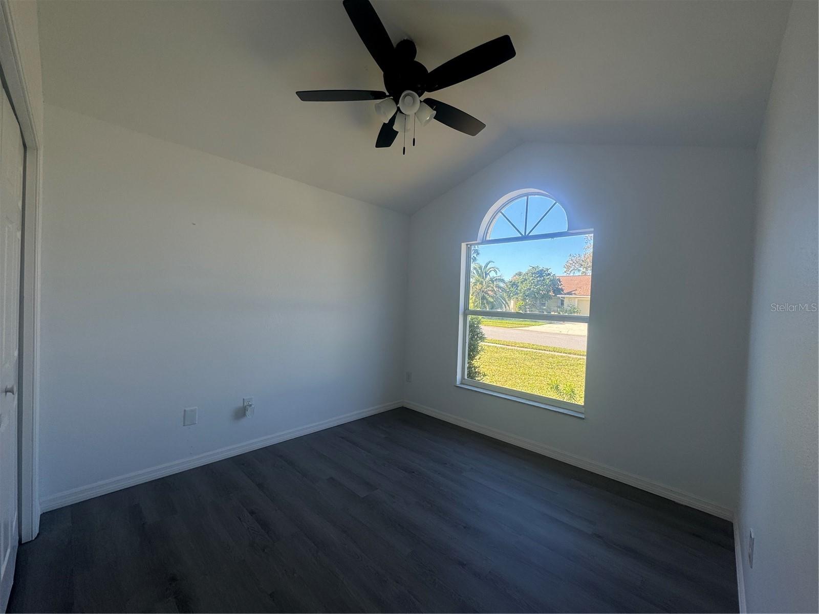 215 HOLLOWBROOK CIR, DAYTONA BEACH, FL — photo 18