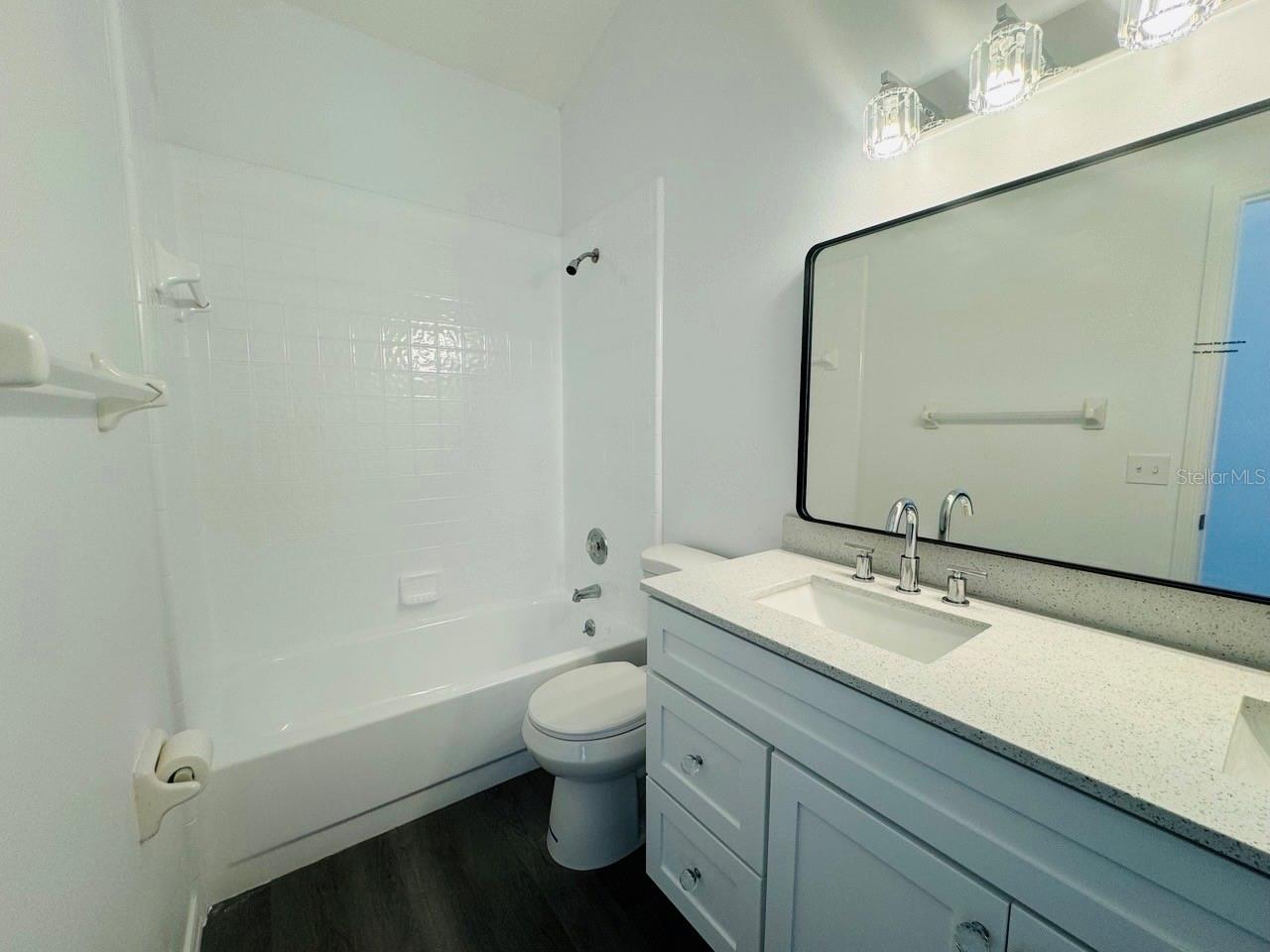 215 HOLLOWBROOK CIR, DAYTONA BEACH, FL — photo 21