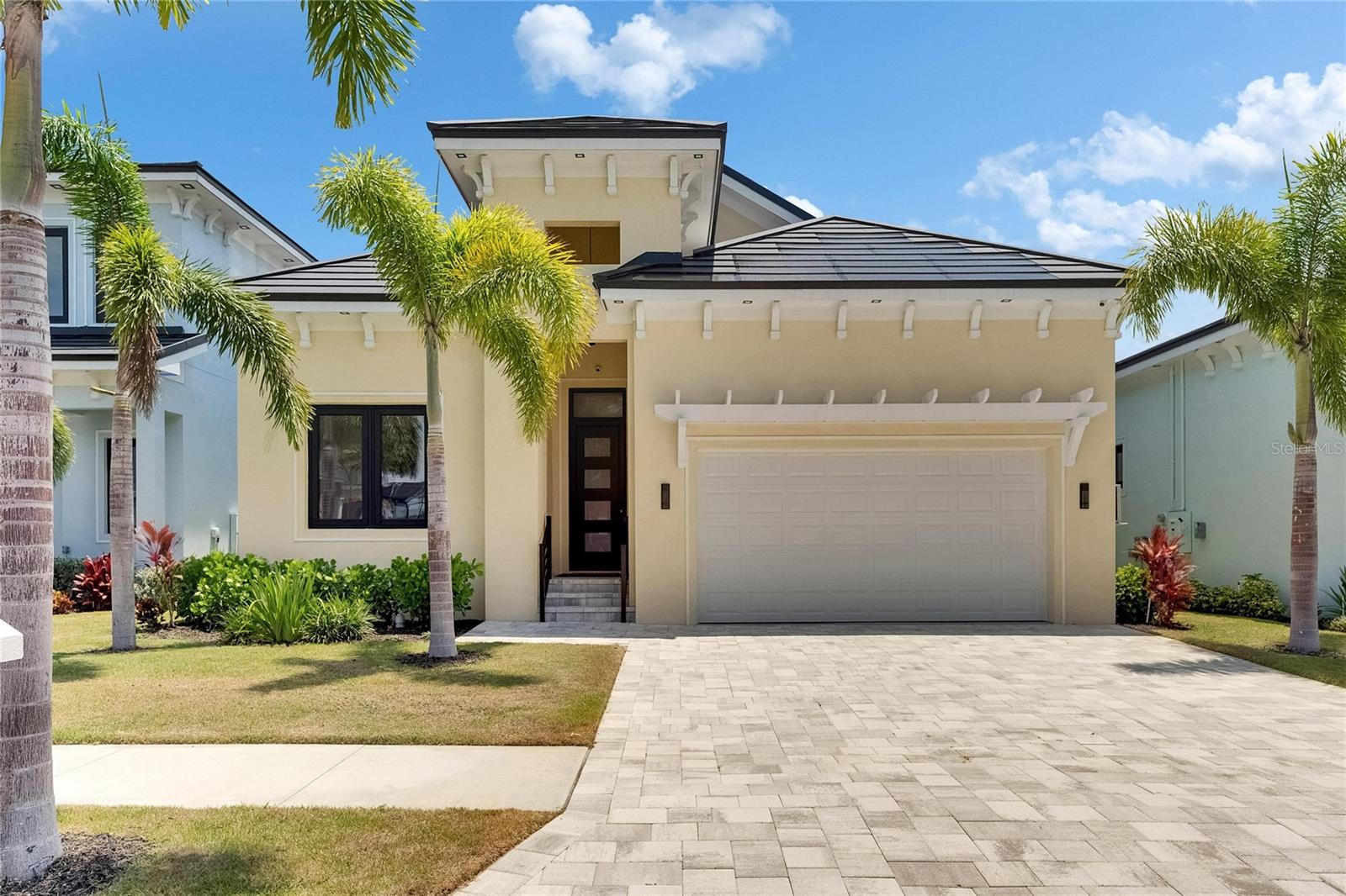 6532 SIMONE SHORES CIR, APOLLO BEACH, FL