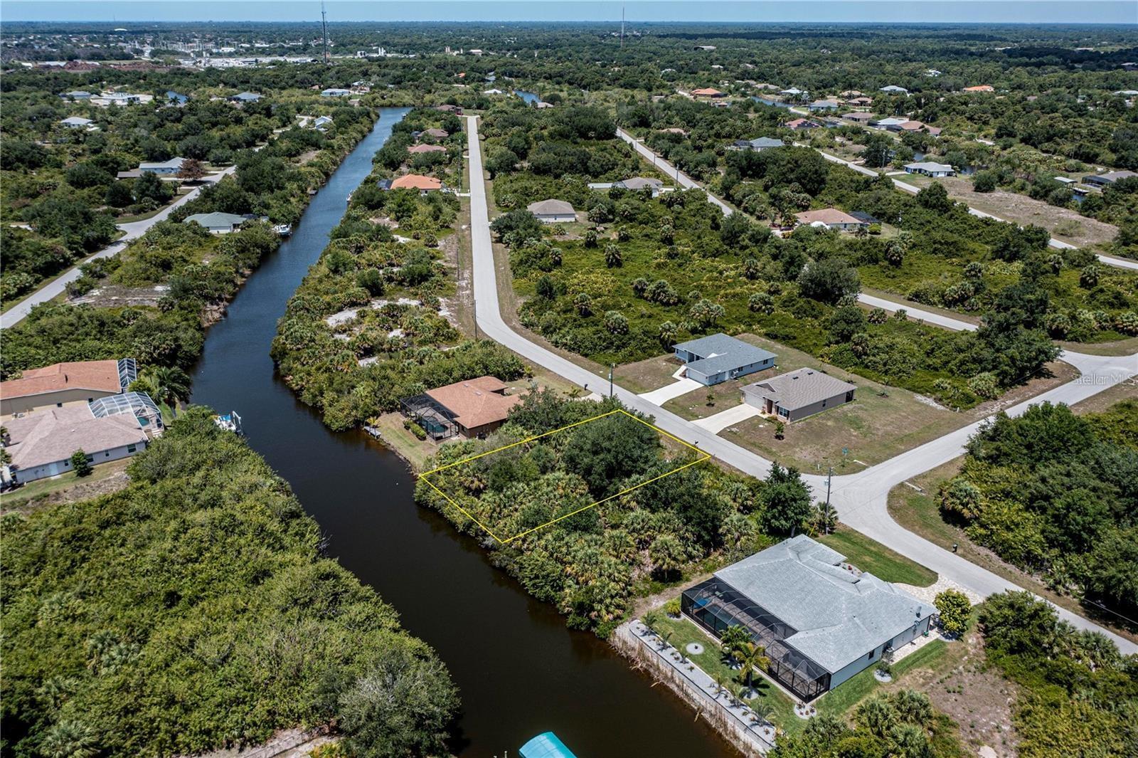 13958 ALLAMANDA CIR, PORT CHARLOTTE, FL — photo 3
