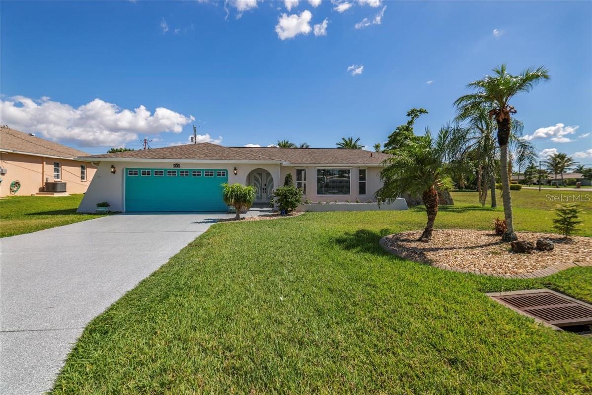 206 SE 45TH TER, CAPE CORAL, FL — photo 2