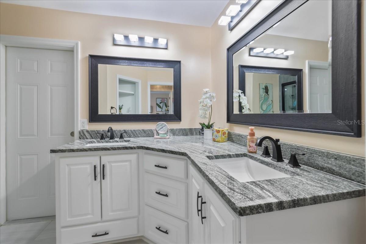 206 SE 45TH TER, CAPE CORAL, FL — photo 22