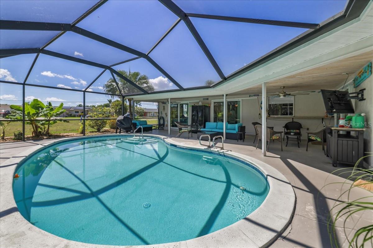 206 SE 45TH TER, CAPE CORAL, FL — photo 27