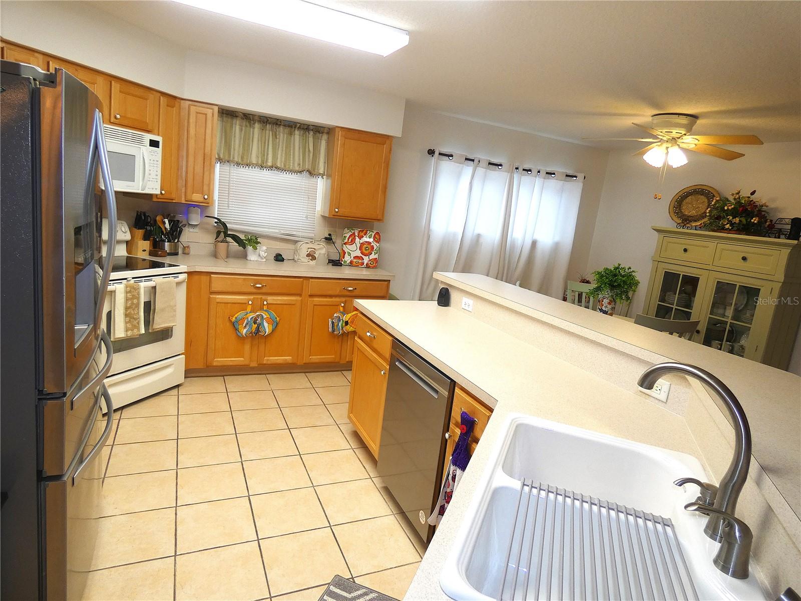751 OLD OAKS LN, LEESBURG, FL — photo 26
