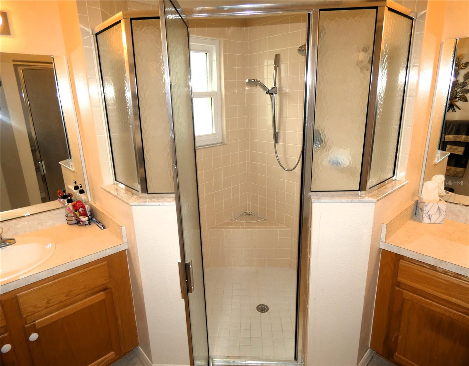 751 OLD OAKS LN, LEESBURG, FL — photo 43