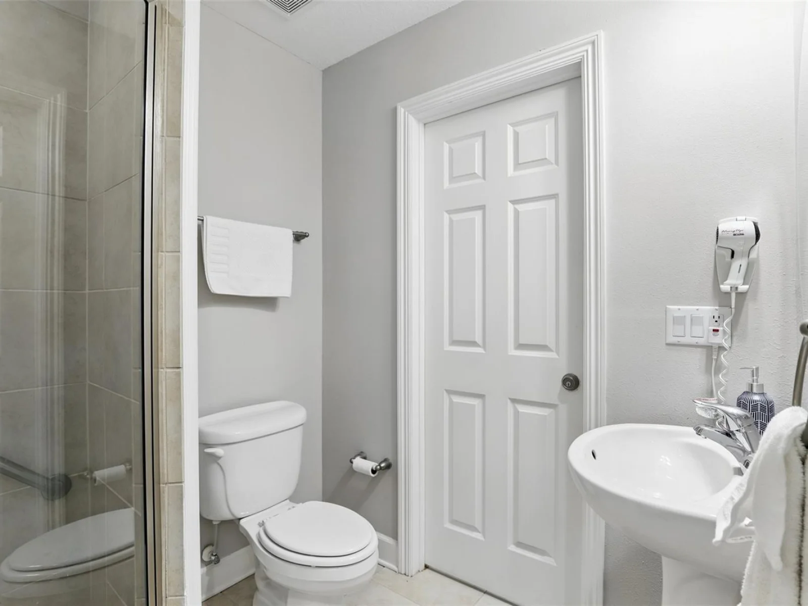14501 DAMAI LN, ORLANDO, FL — photo 29