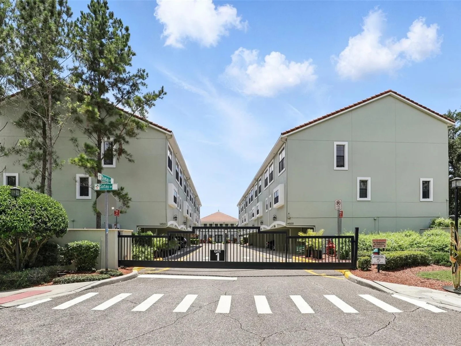 14501 DAMAI LN, ORLANDO, FL — photo 32